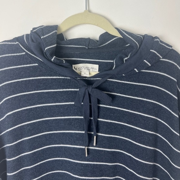 Koolaburra By UGG Women's XL Blue White Stripe Thermal Pullover Hoodie Coastal - Picture 6 of 13